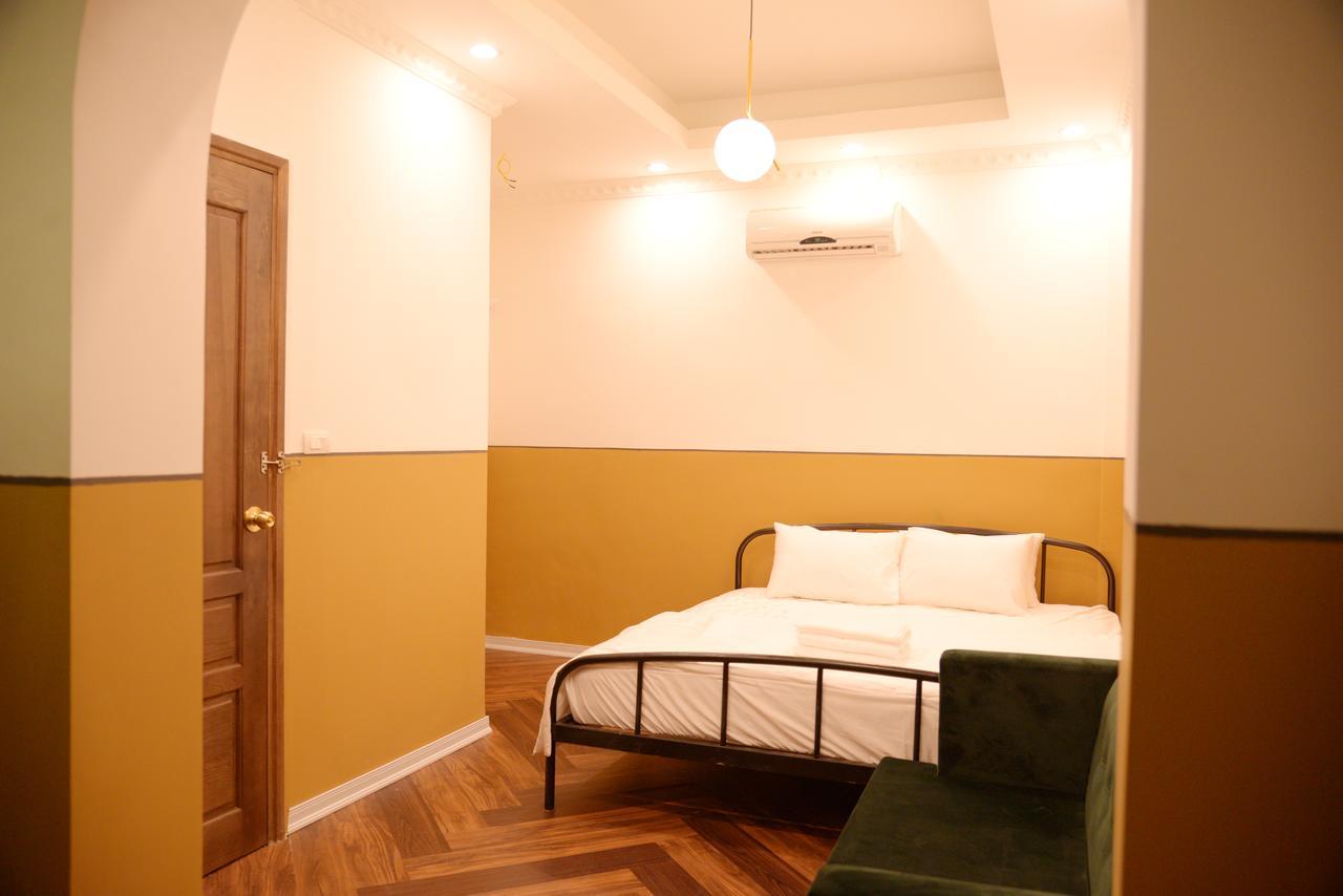 Chloe & Leo Boutique Homestay Hanoi Eksteriør billede